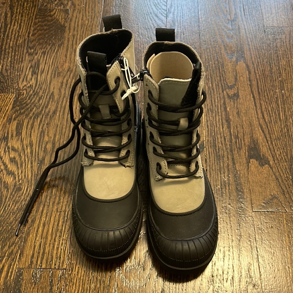 Zara Kids Boots size 1
